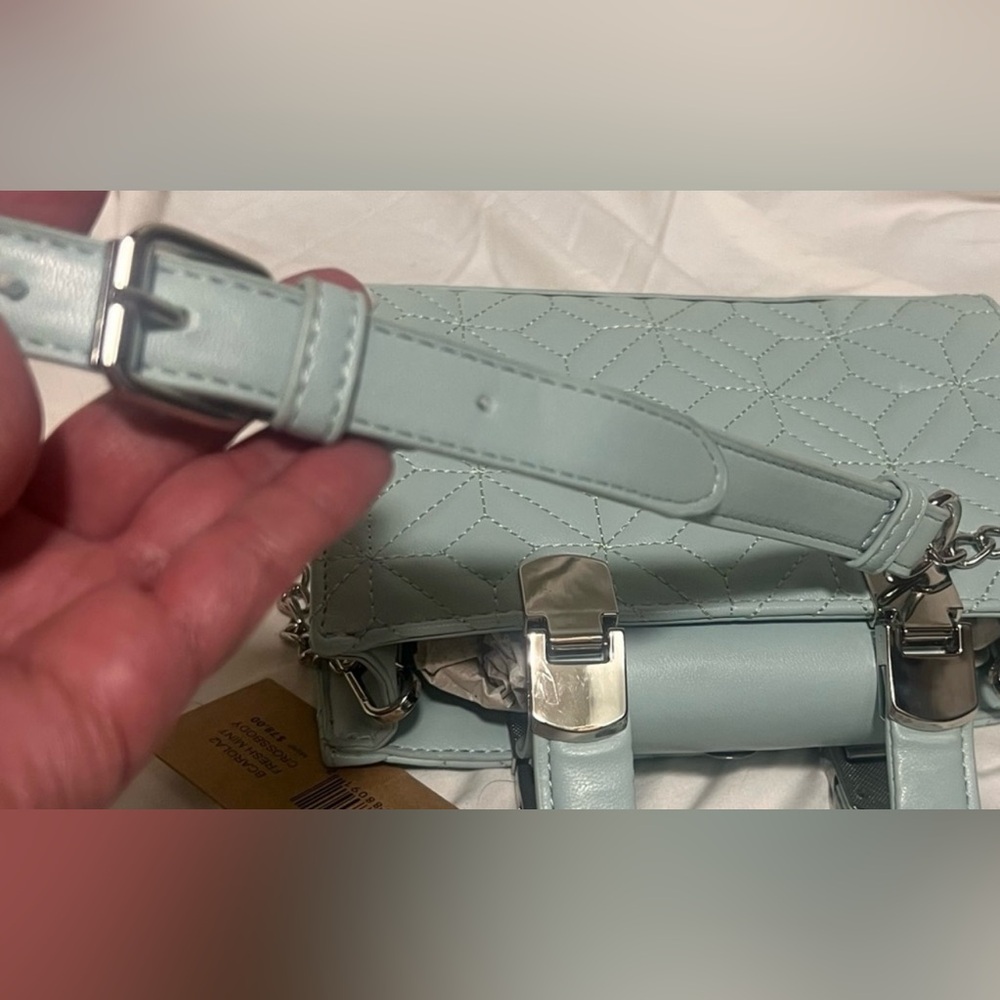 NWT Steve Madden Mint Green Quilted Hand Bag / Crossbody Removable Strap - Picture 10 of 10
